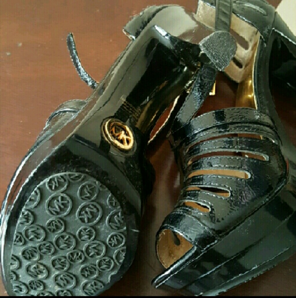 Micheal Kors heels!!!