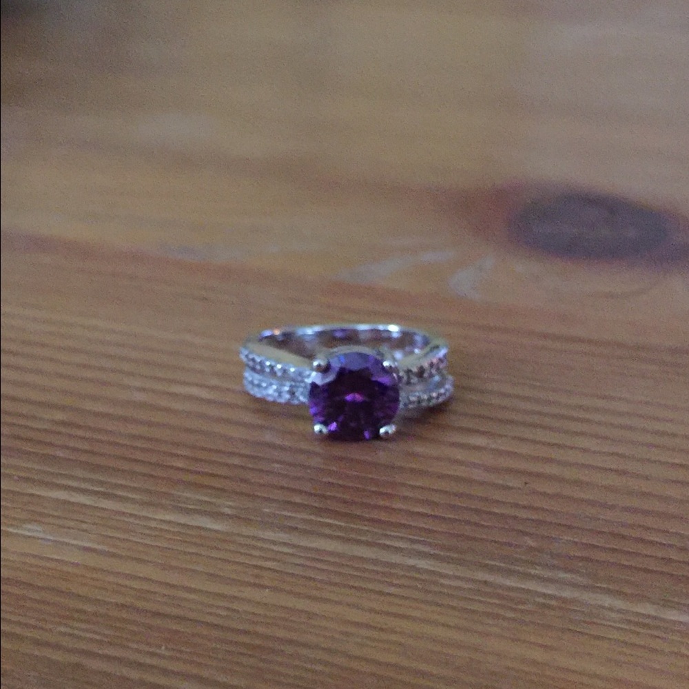 🔥FLASH SALE🔥Beautiful Amethyst with Diamond Ring