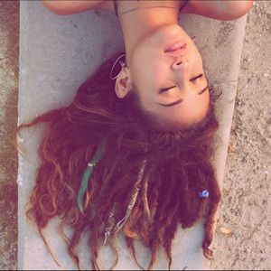 Meet your Posher, Jasmine