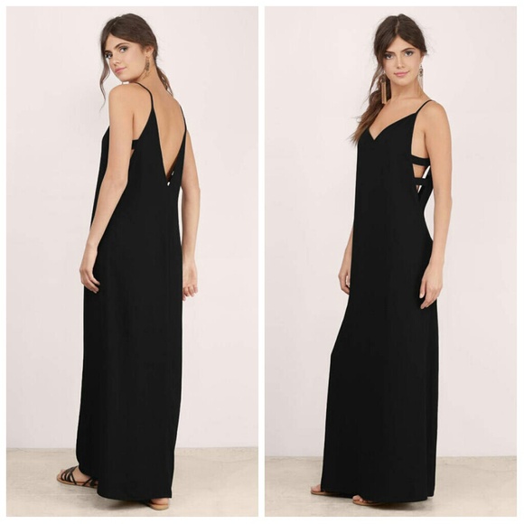 Cut Out Maxi Dress - Picture 2 of 6
