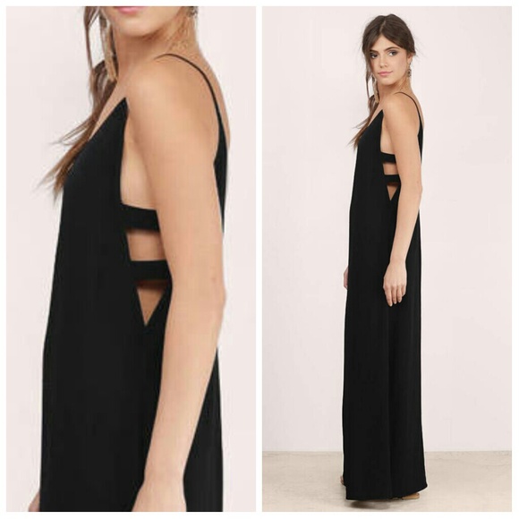 Cut Out Maxi Dress - Picture 3 of 6