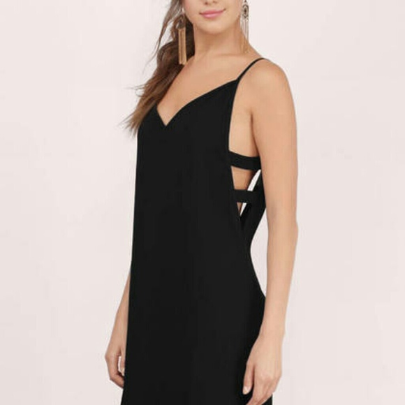 Cut Out Maxi Dress - Picture 4 of 6
