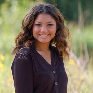 Meet your Posher, Corrine