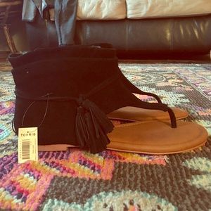 Faux suede black sandals with tassel size 10 💜