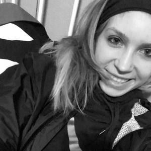 Meet your Posher, Makayla