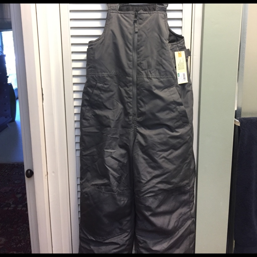Kids NWT ski snow bib