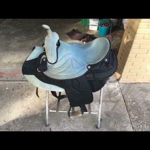 Big horn 612 synthetic saddle and pad