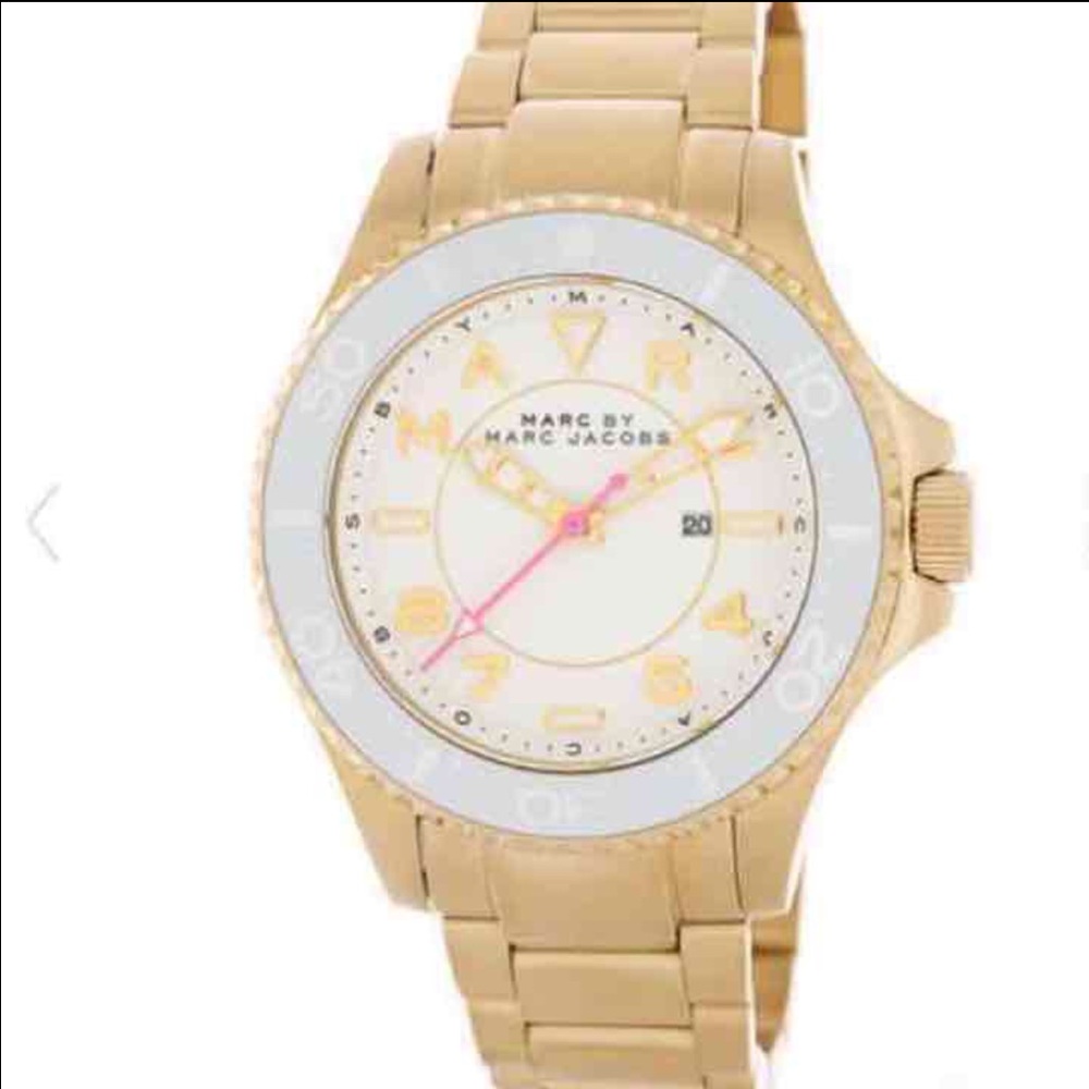 NEW MARC JACOB WOMEN GOLD WATCH
