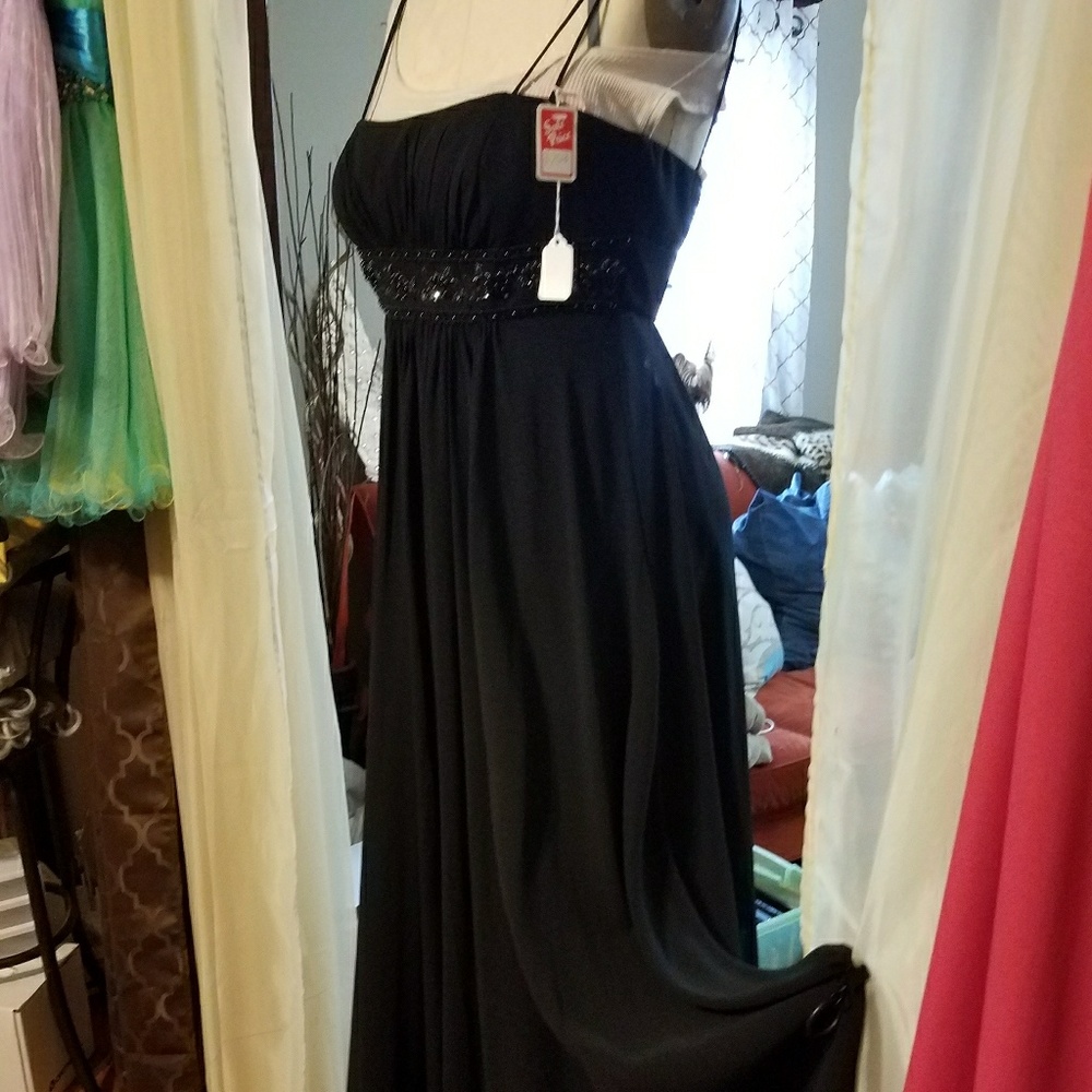 Long black evening maxi dress