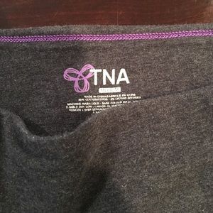 TNA gray leggings