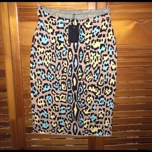 Bcbgmaxazria bandage skirt.