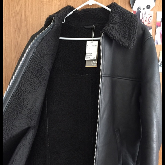 Leather jacket - Picture 2 of 4