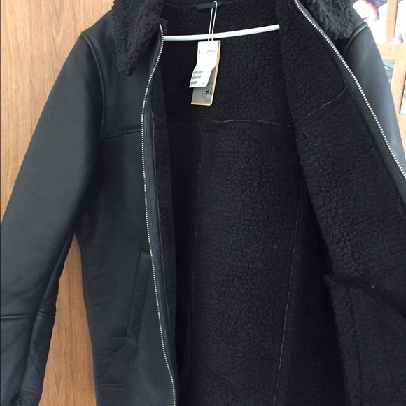 Leather jacket - Picture 3 of 4