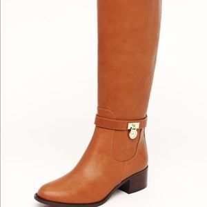 ✨MK Boots✨ REDUCED PRICE UNTIL MIDNIGHT EST ONLY!!