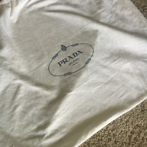 Prada Handbag, brand new - Picture 5 of 7