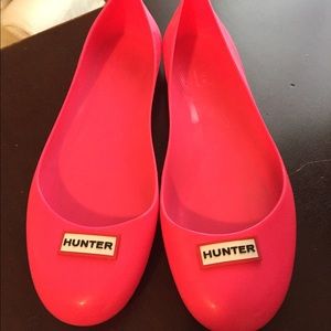 Hunter Pink Rubber Rain Flats