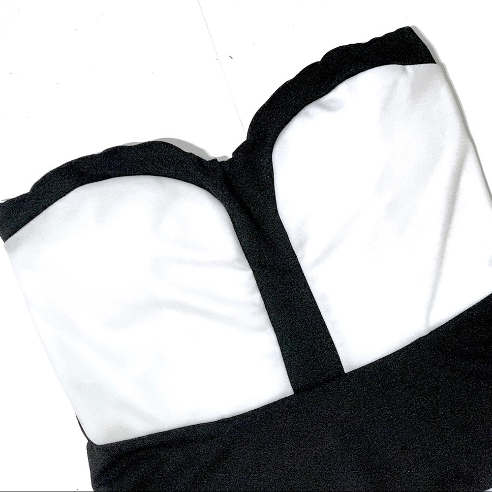 SOLD. Sweetheart Strapless B&W Striped Dress - Picture 2 of 4