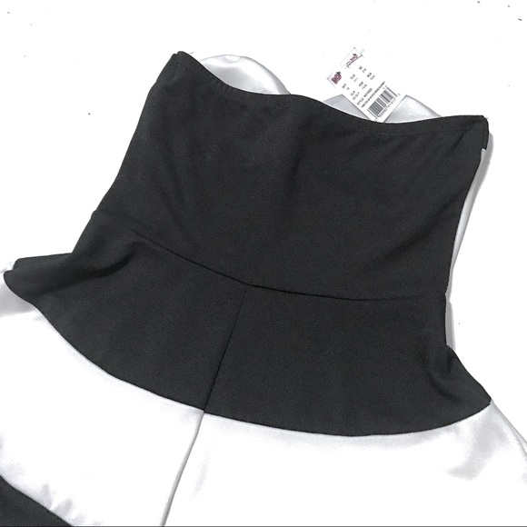 SOLD. Sweetheart Strapless B&W Striped Dress - Picture 3 of 4