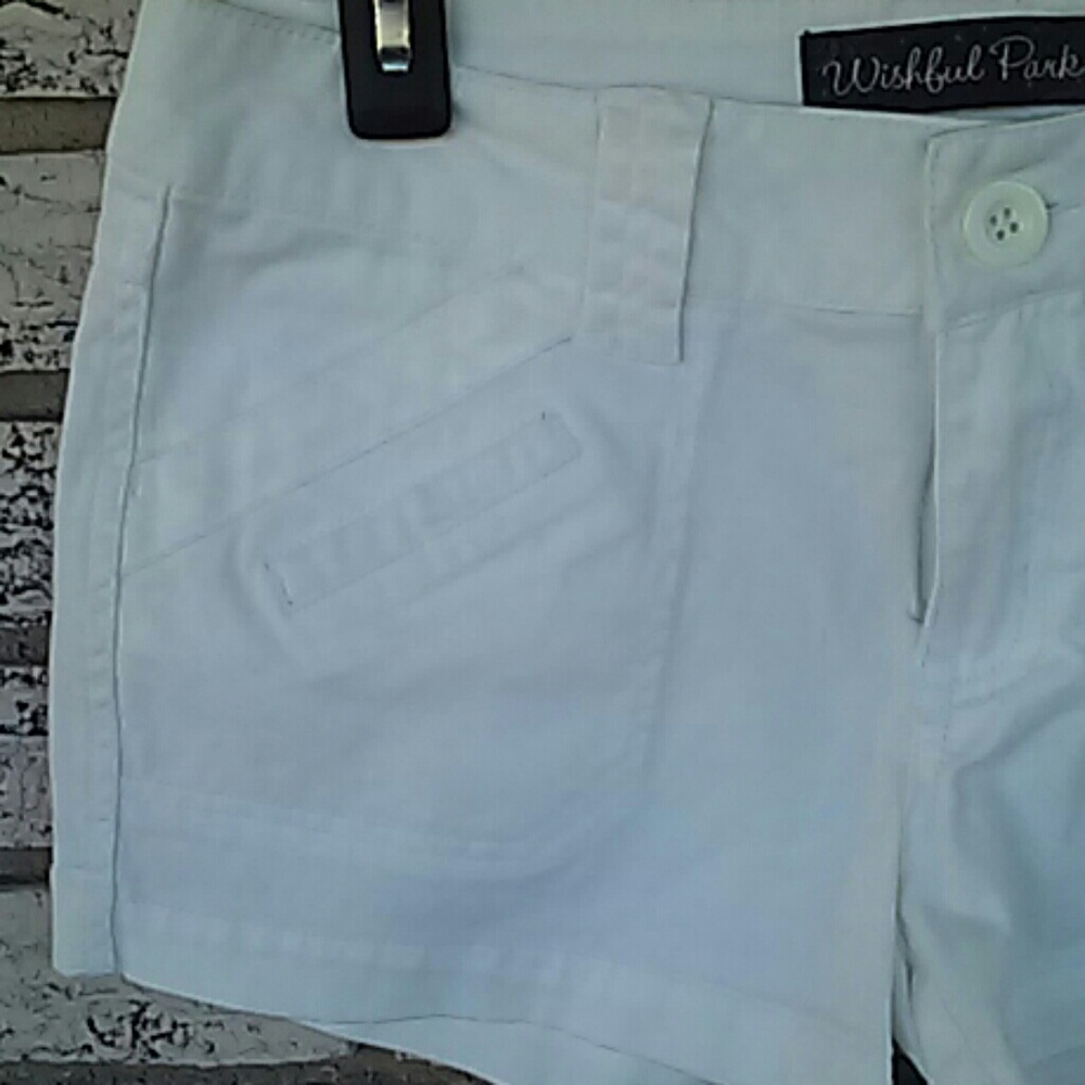 Shorts - Picture 4 of 5