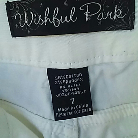 Shorts - Picture 2 of 5