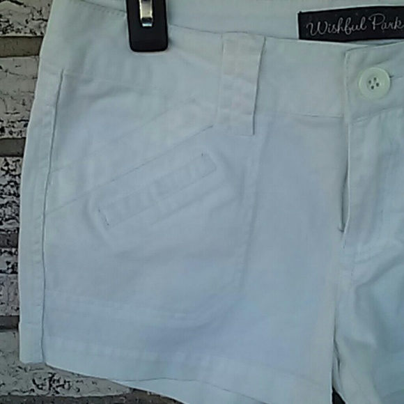 Shorts - Picture 4 of 5