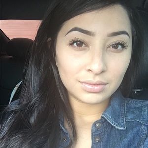 Meet your Posher, Brianna