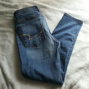 American eagle Hi rise jegging crop jeans