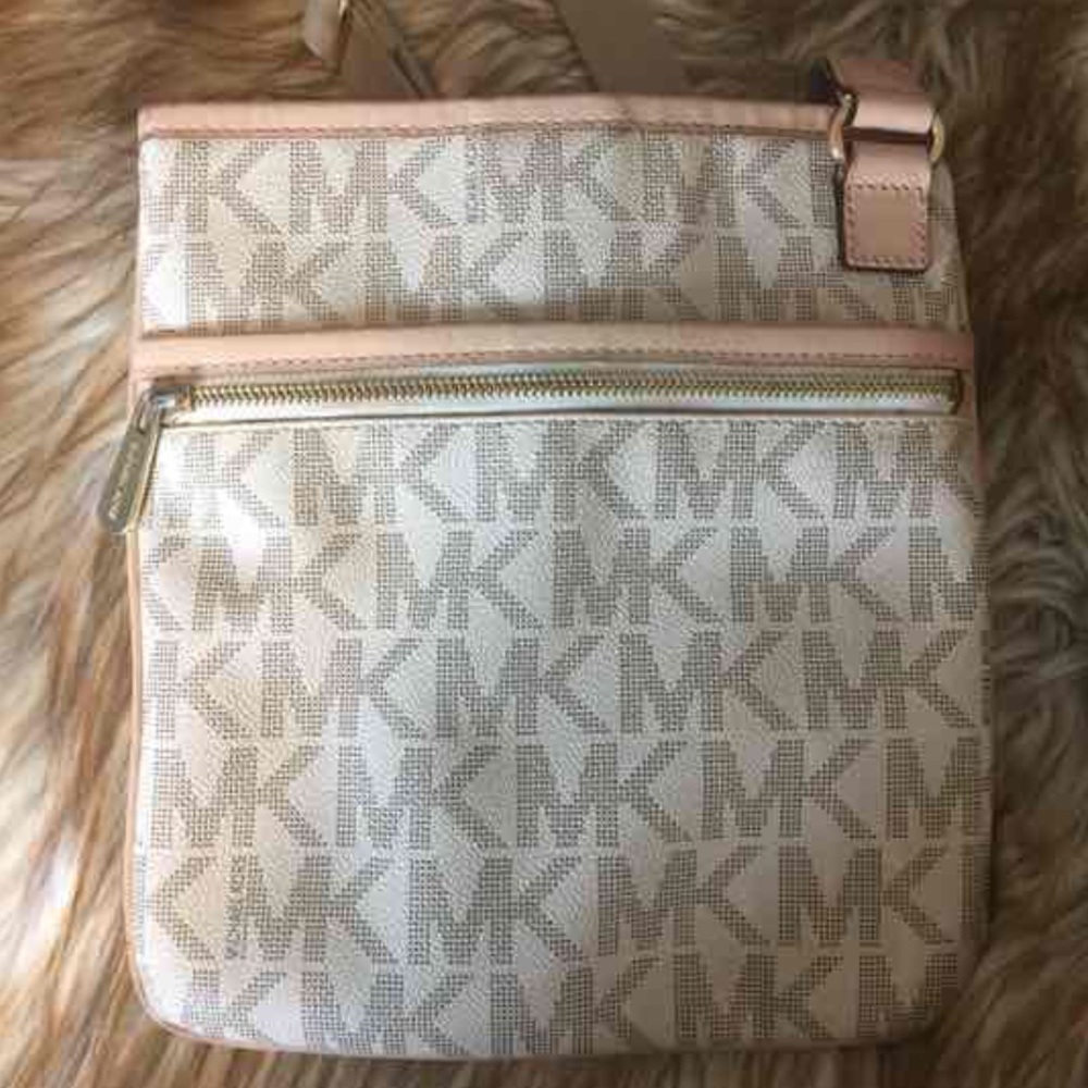 Michael Kors crossbody