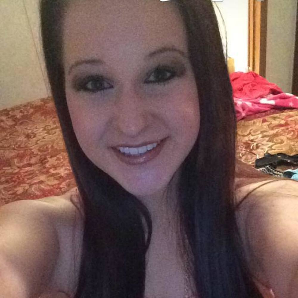 Meet your Posher, Kaela