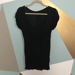 Zara loose fit black tee with scoop neck