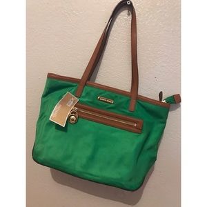 Michael Kors Purse ☘️final price❗️❗️