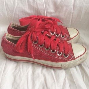 red converse