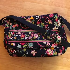 Vera Bradley messenger bag