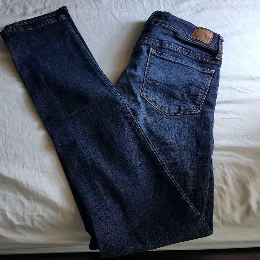 NWOT American eagle straight jeans