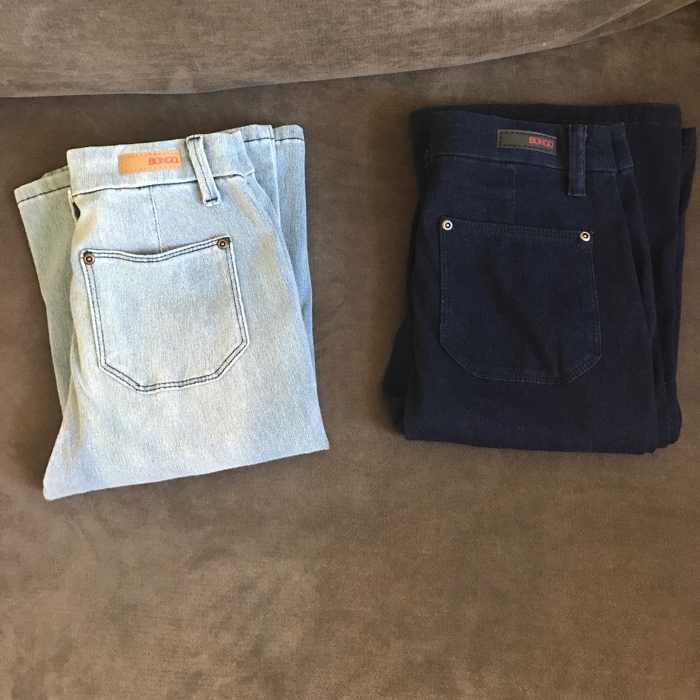 2 pairs of Bongo jeggings. Bootcut flare