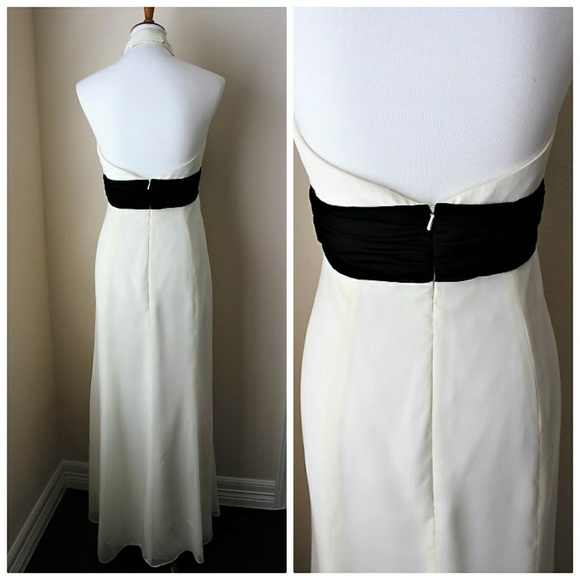 BUY 1, GET 1 50% FREE! Elegant halter neck gown - Picture 2 of 4