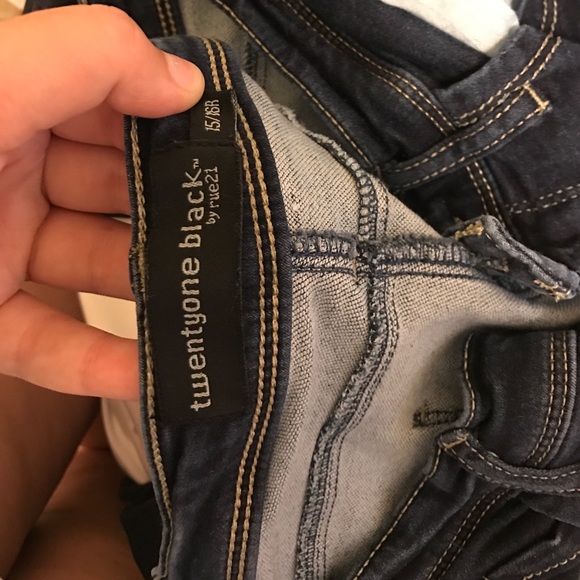 Rue 21 jeans - Picture 3 of 3