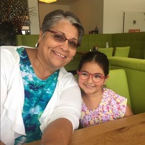 Meet your Posher, Nelda