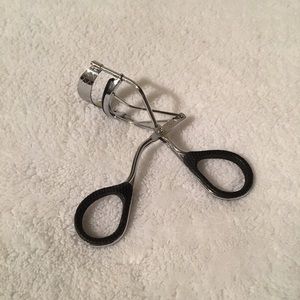 Eyelash Curler