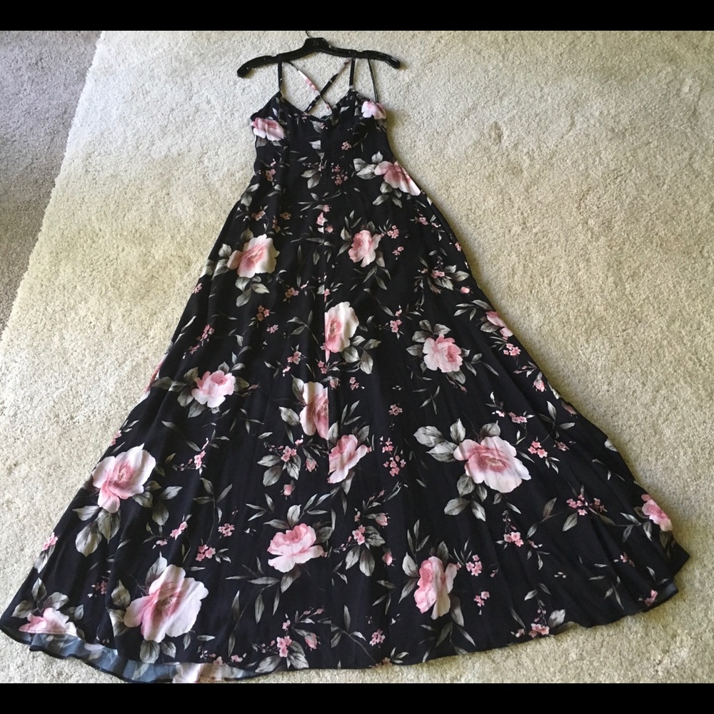 Alice + Olivia Floral Print Maxi Dress - Picture 7 of 7