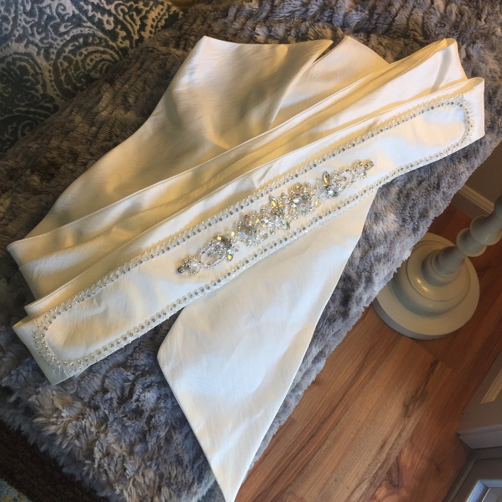 NWOT Bridal Belt • Taffeta