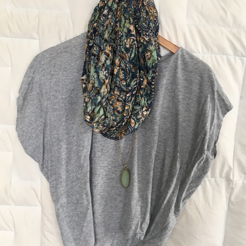 Plain grey top