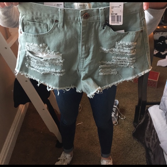 Too big on me! - Picture 1 of 4