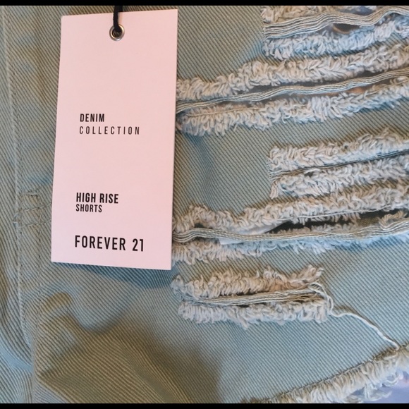 Too big on me! - Picture 3 of 4