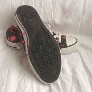 splatter paint converse