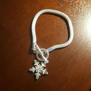 Snowflake bracelet