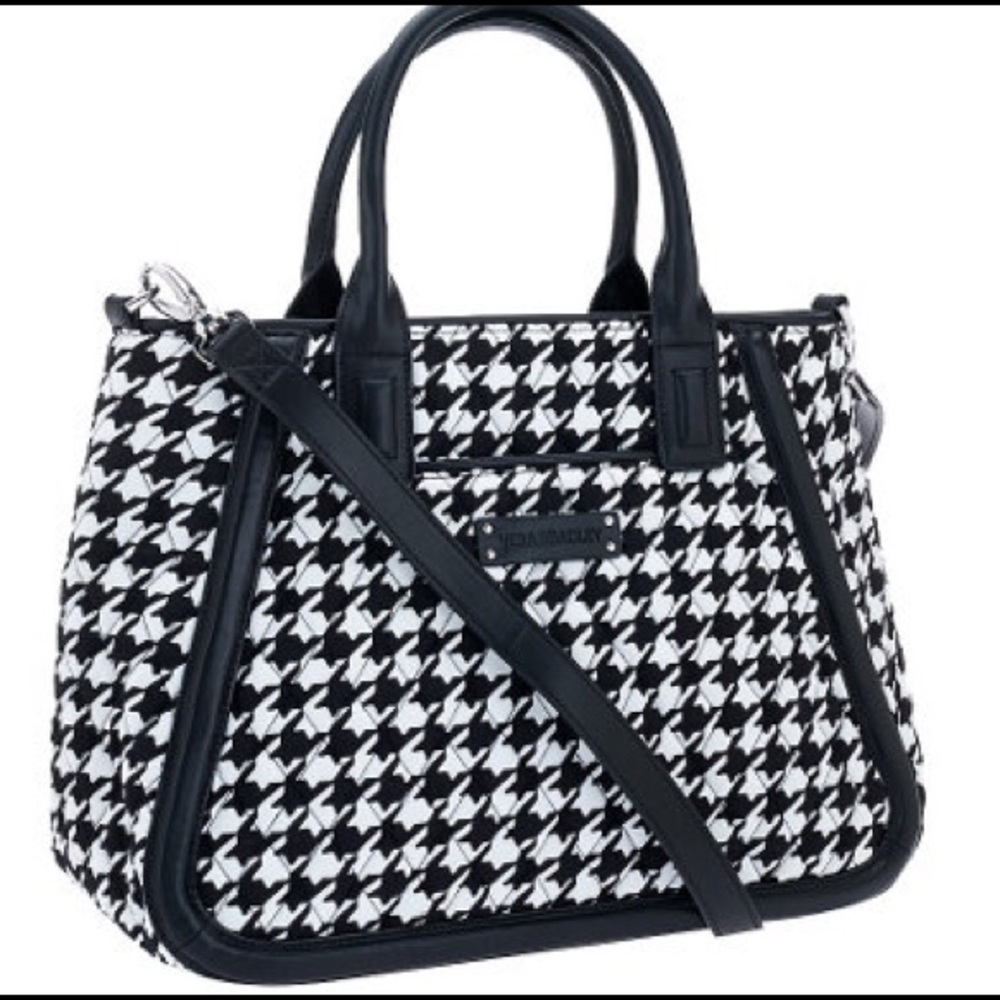 🖤 Vera Bradley Trimmed Trapeze Satchel 🖤