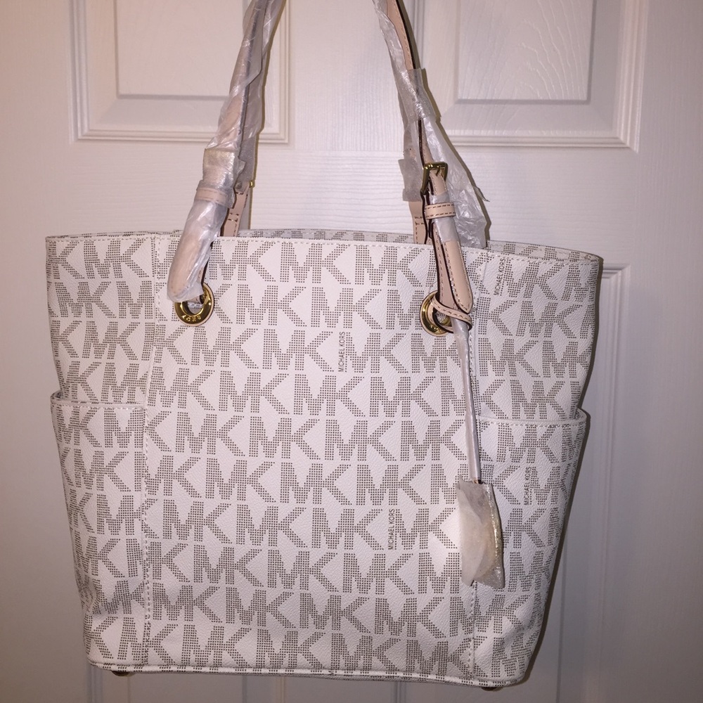 Michael Kors Vanilla Jet Set Purse Wallet Set NWT