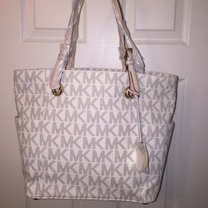 Michael Kors Vanilla Jet Set Purse Wallet Set NWT