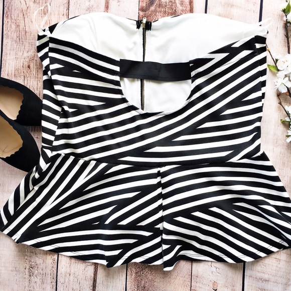 🌷Fun stripes tube top - Picture 2 of 2